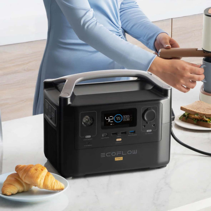 EF 4 PRO باور بنك متعدد الاستخدامات