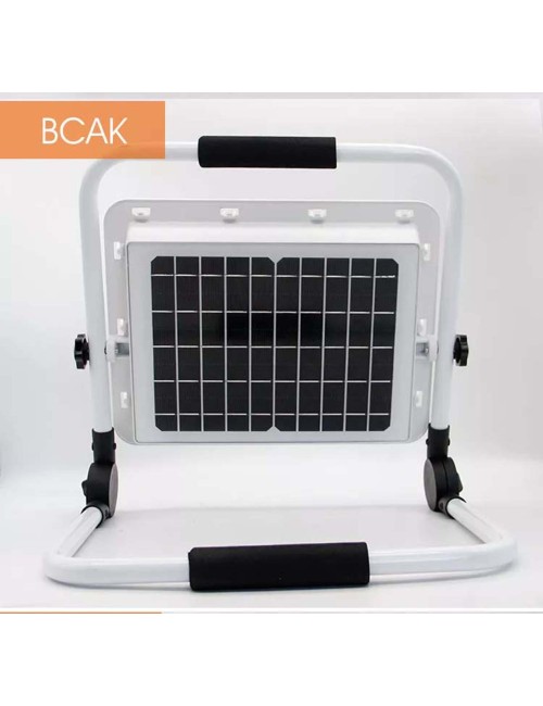 XRT 100W SOLAR LED SPOTLIGHT WITH REMOTE 100W