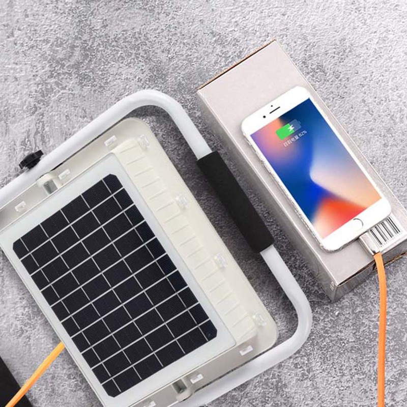 XRT 100W SOLAR LED SPOTLIGHT WITH REMOTE 100W