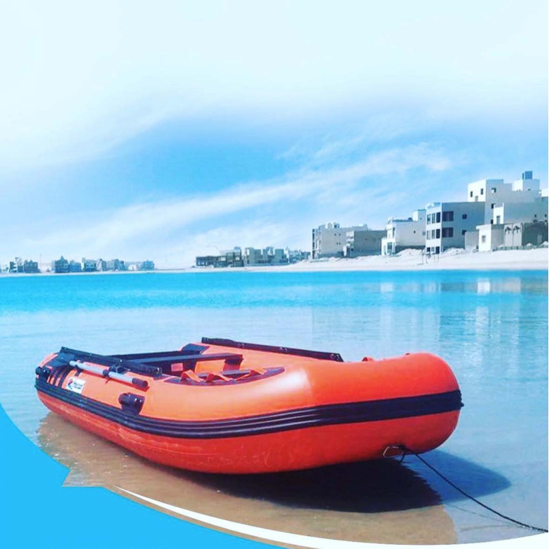 قارب مطاط
