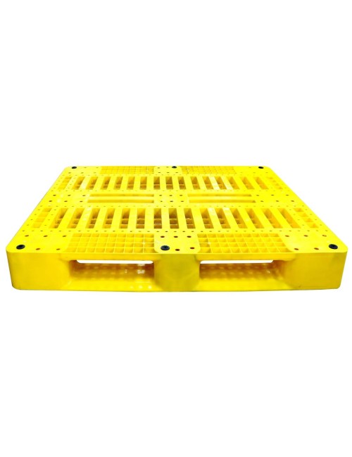 PLASTIC PALLET YELLOW 120 x 100 x 15 CM