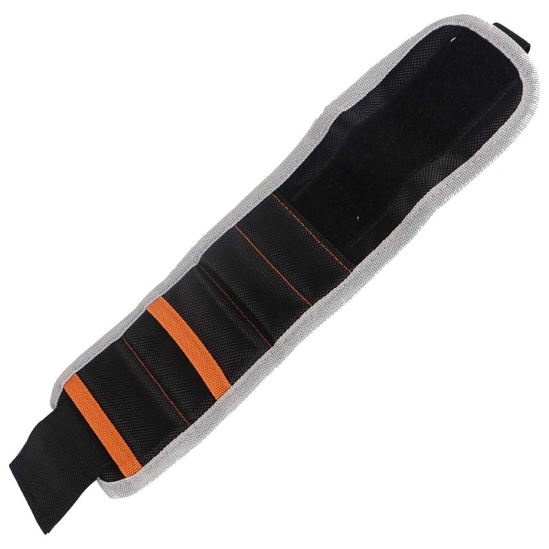 15 MAGNETIC WRISTBAND
