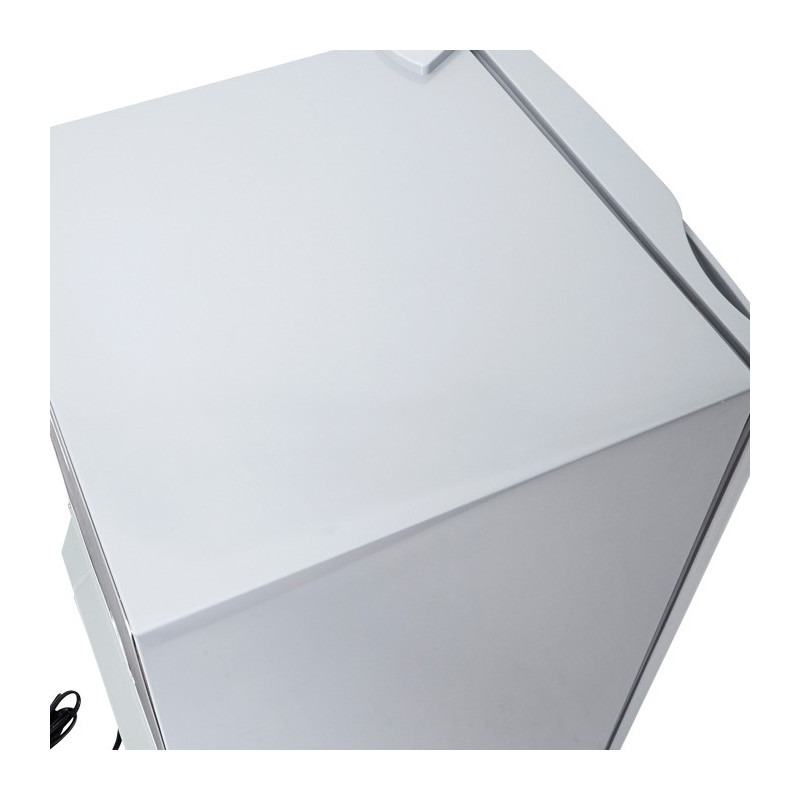 ثلاجة سيارة متحركة 72 لتر 12/24V BCD72