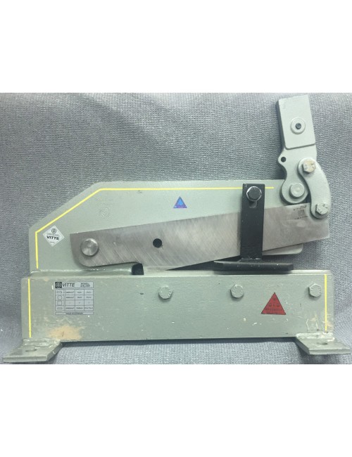 Plate Shears W/Cutting Blades & HandLever 3/6R 200MM
