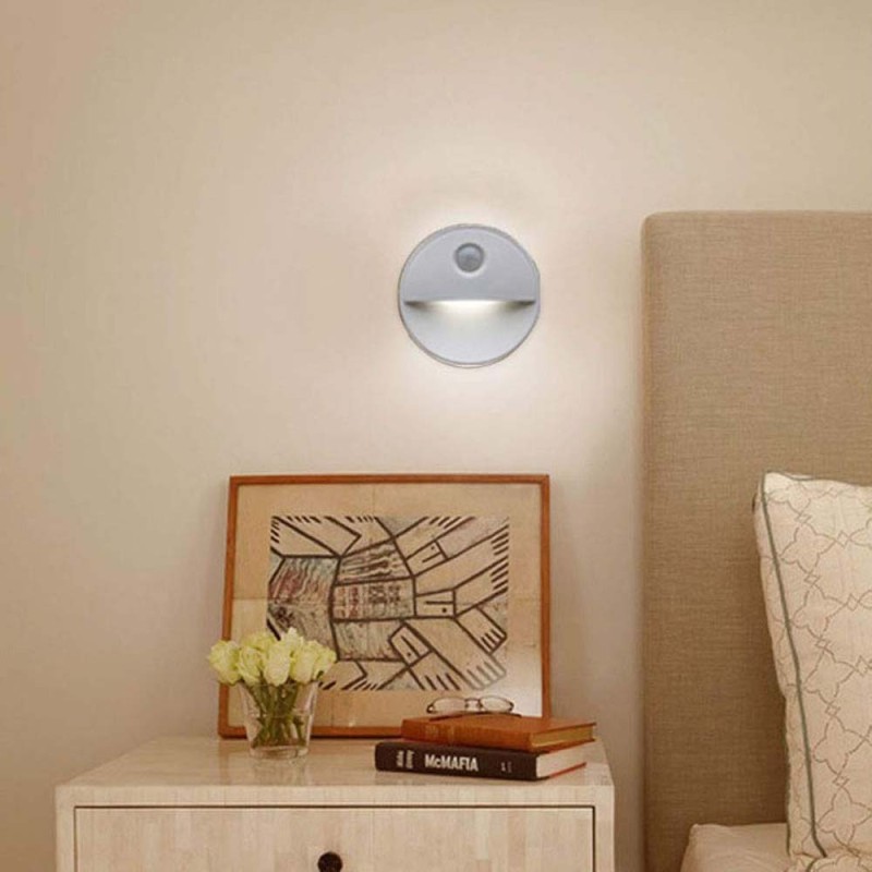 2076 LED MOTION SENSOR LIGHT