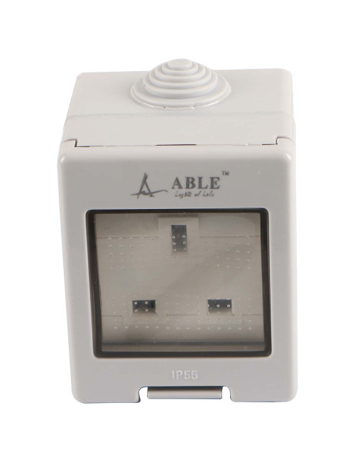 SCAME WATERPROOF SOCKET 13 AMP