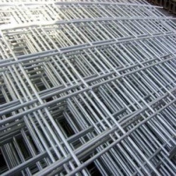 Hot Dipped GALV . Welded Mesh BWG 21 x 1/2 x1/2 x1M x25M x7KGS- CHN