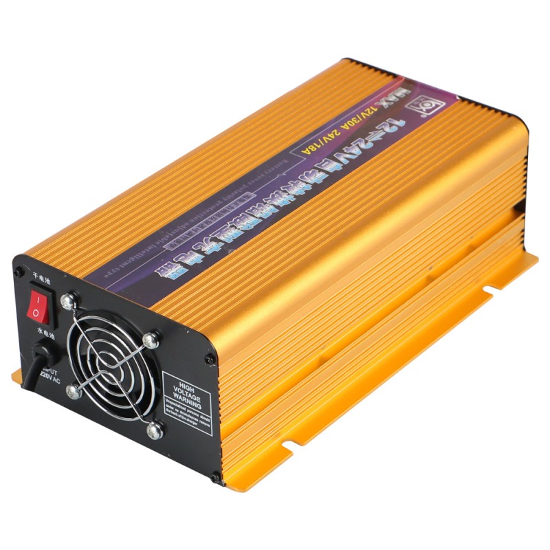 BATTERY CHARGER 12/24V 30 AMP - CHN