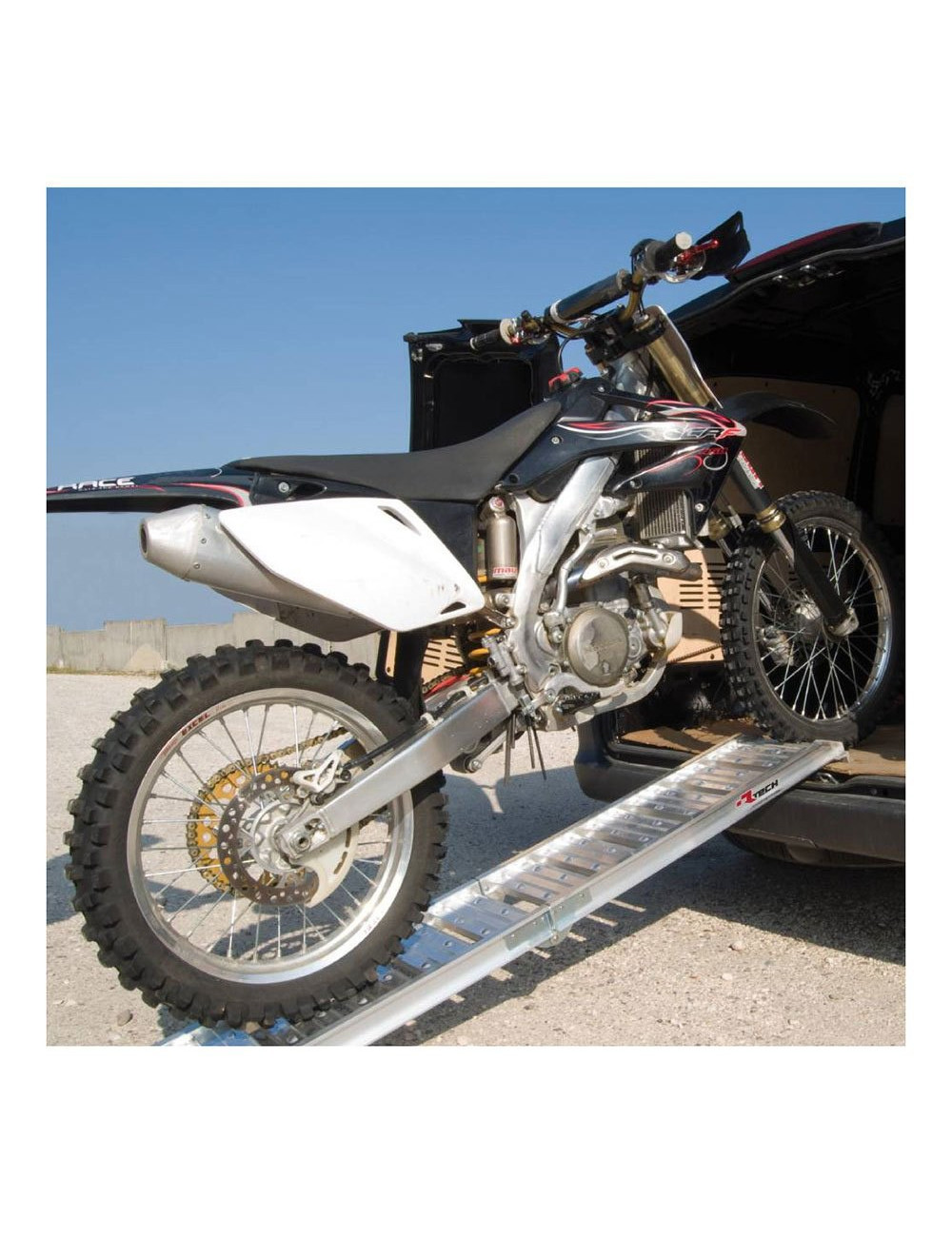 TLAR612 ALUMINIUM FOLDABLE RAMP 200 KG