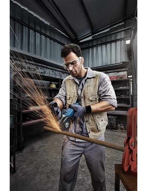 BOSCH GWS 6700-115 ANGLE GRINDER 4.5"