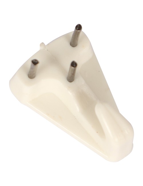 PLASTIC CLOTHES HANGEER RACK 3 SCREW