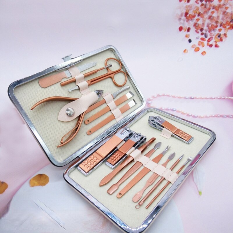 CMM-20 MANICURE SET 16 PCS