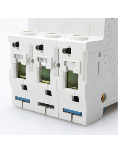 MCB-TP 3KA CHINT MCB 10 AMP (MINIATURE CIRCUIT BREAKER)