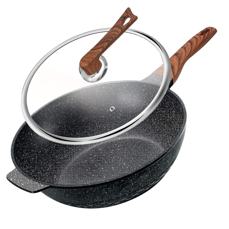 LARGE FRYING PAN WITH BLACK LID