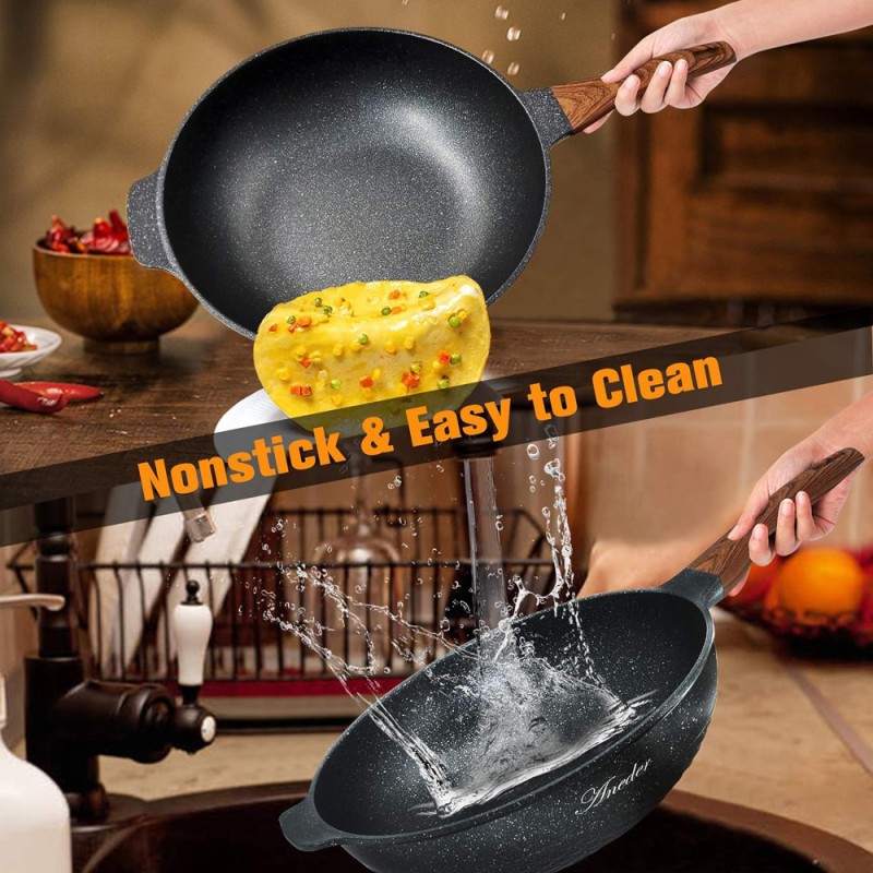 LARGE FRYING PAN WITH BLACK LID