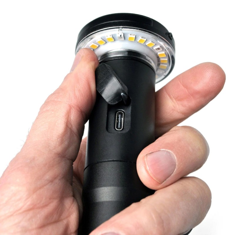 TW-1062 LED FLASHLIGHT 3000LM