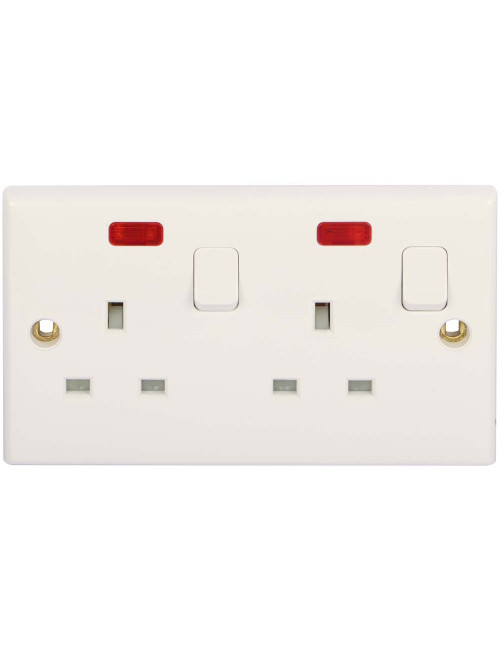 ELECTRICAL SWITCH 13AMP WITH BULB