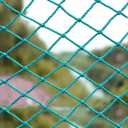 NYLON NET FOR GARDEN ANIMALS GREEN 70MM x 2 x 25MT