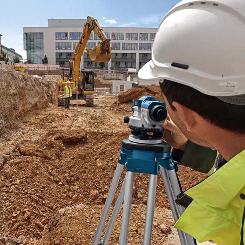 BOSCH GOL 20D PROFESSIONAL OPTICAL LEVEL