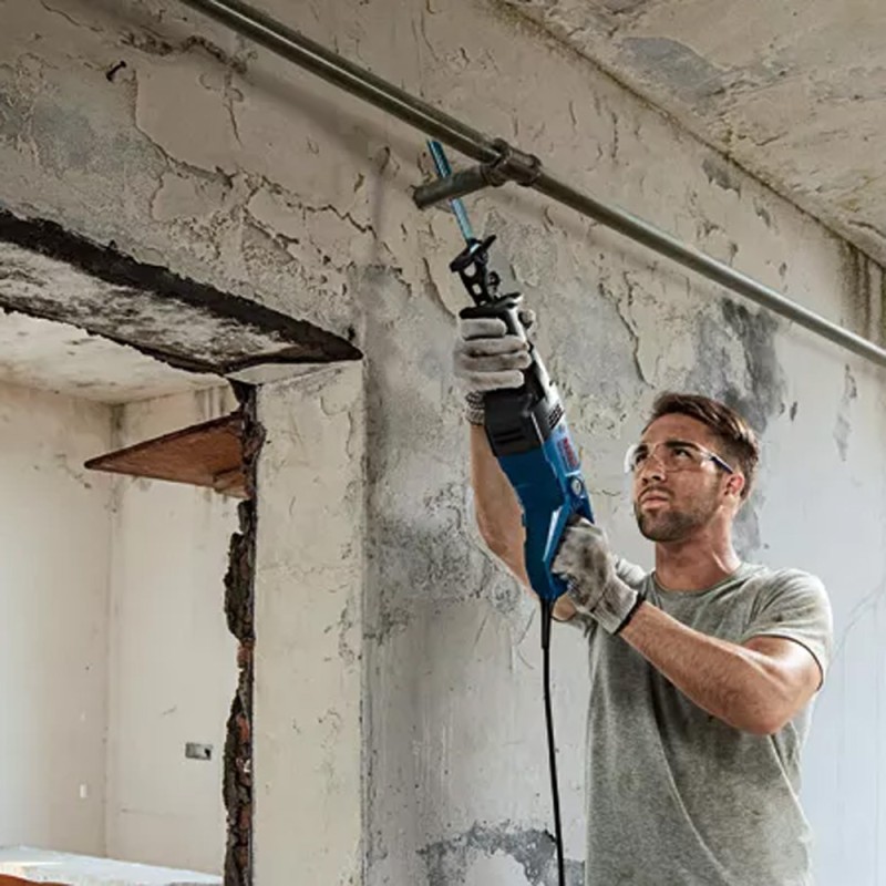 BOSCH RECIPROCATING SAW 1200W
