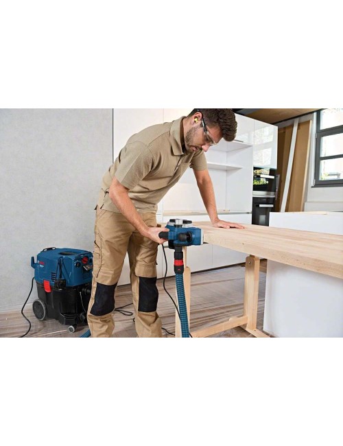 BOSCH GHO 26-82 WOOD PLANNER