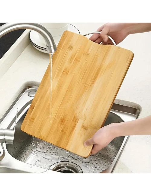 WOODEN CHOPPING BOARD 34x24x1.7CM