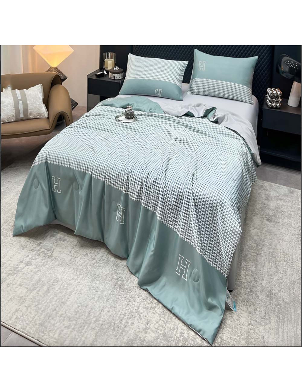 AB-5 COMFORTER 4PCS SET 200*230