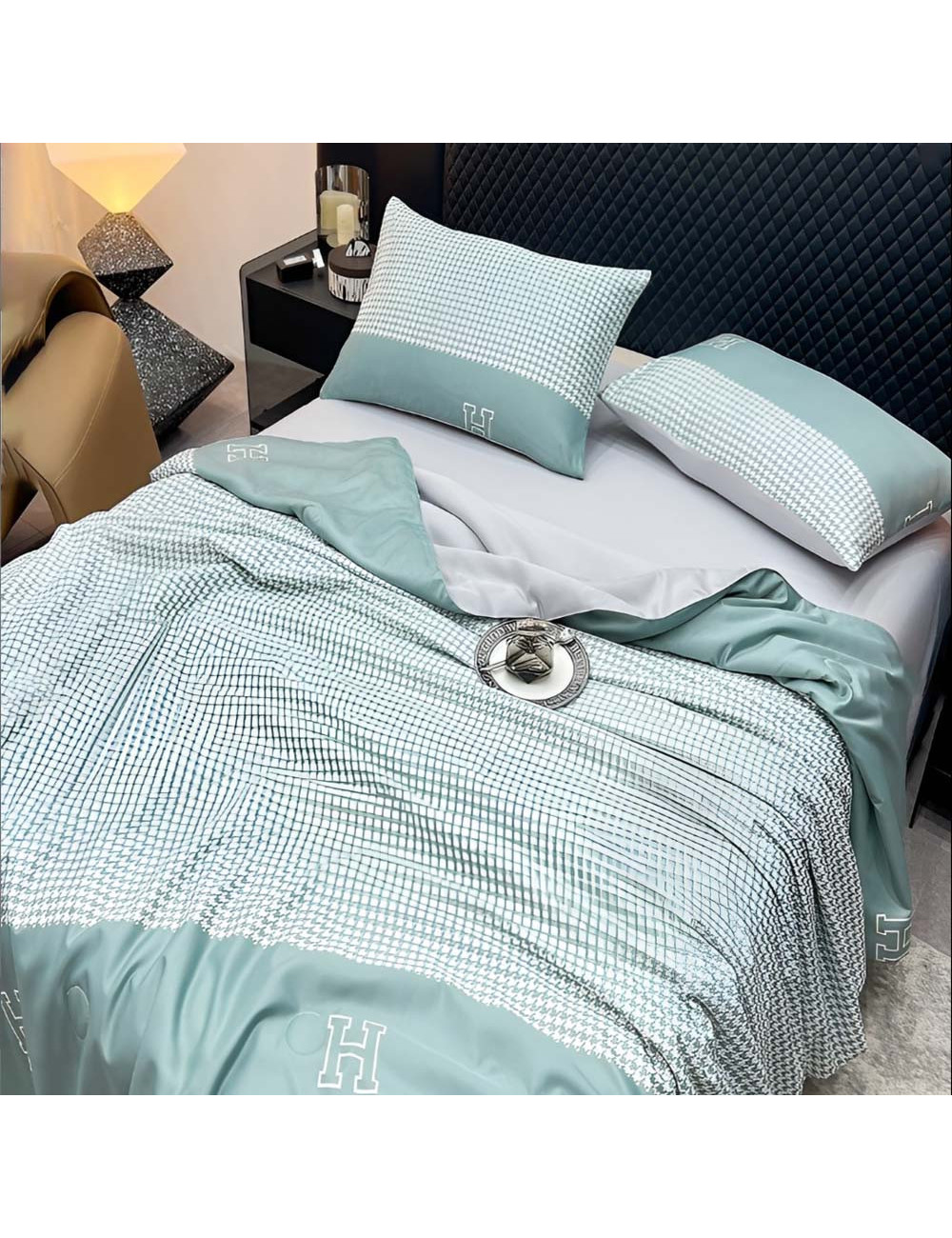 AB-5 COMFORTER 4PCS SET 200*230