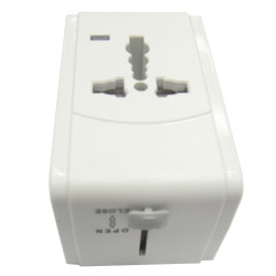 933L ALL IN ONE INTERNATIONAL ADAPTOR WITH USB 13 AMP
