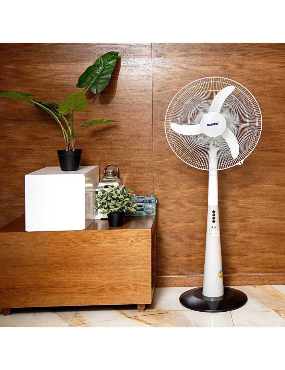 CHARGING FAN WITH STAND 18"