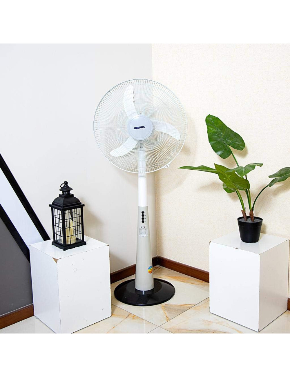 CHARGING FAN WITH STAND 18"