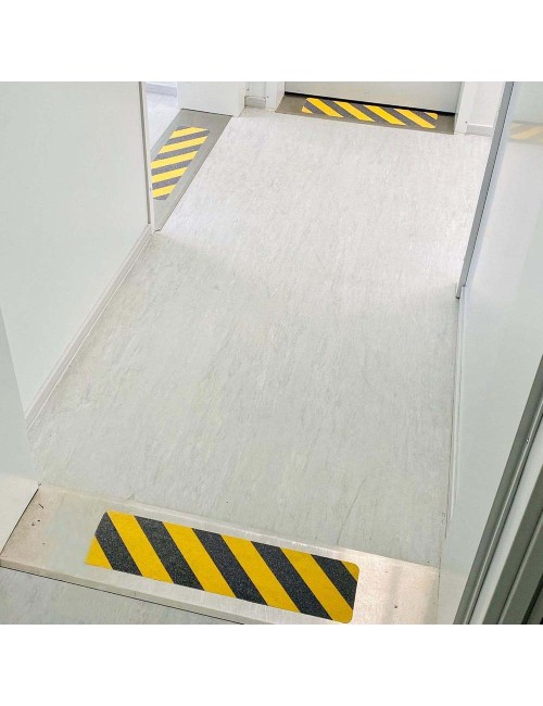 IT-40187 ANTI SLIP TAPE