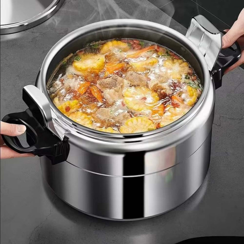 PRESSURE COOKER 7LTR