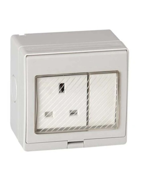 WATERPROOF SOCKET 13AMP WITH SWITCH